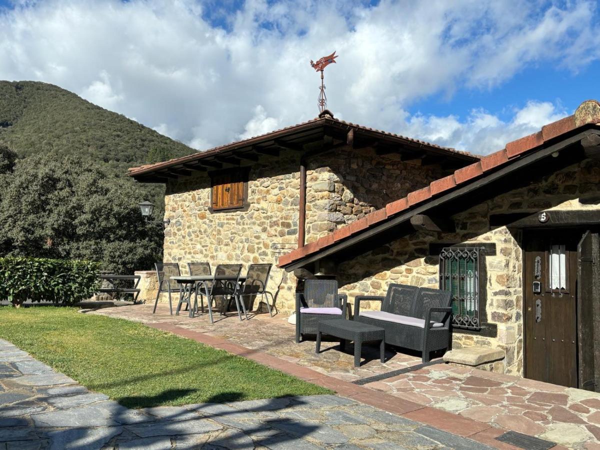 Viviendas Rurales La Fragua Aliezo Exterior foto